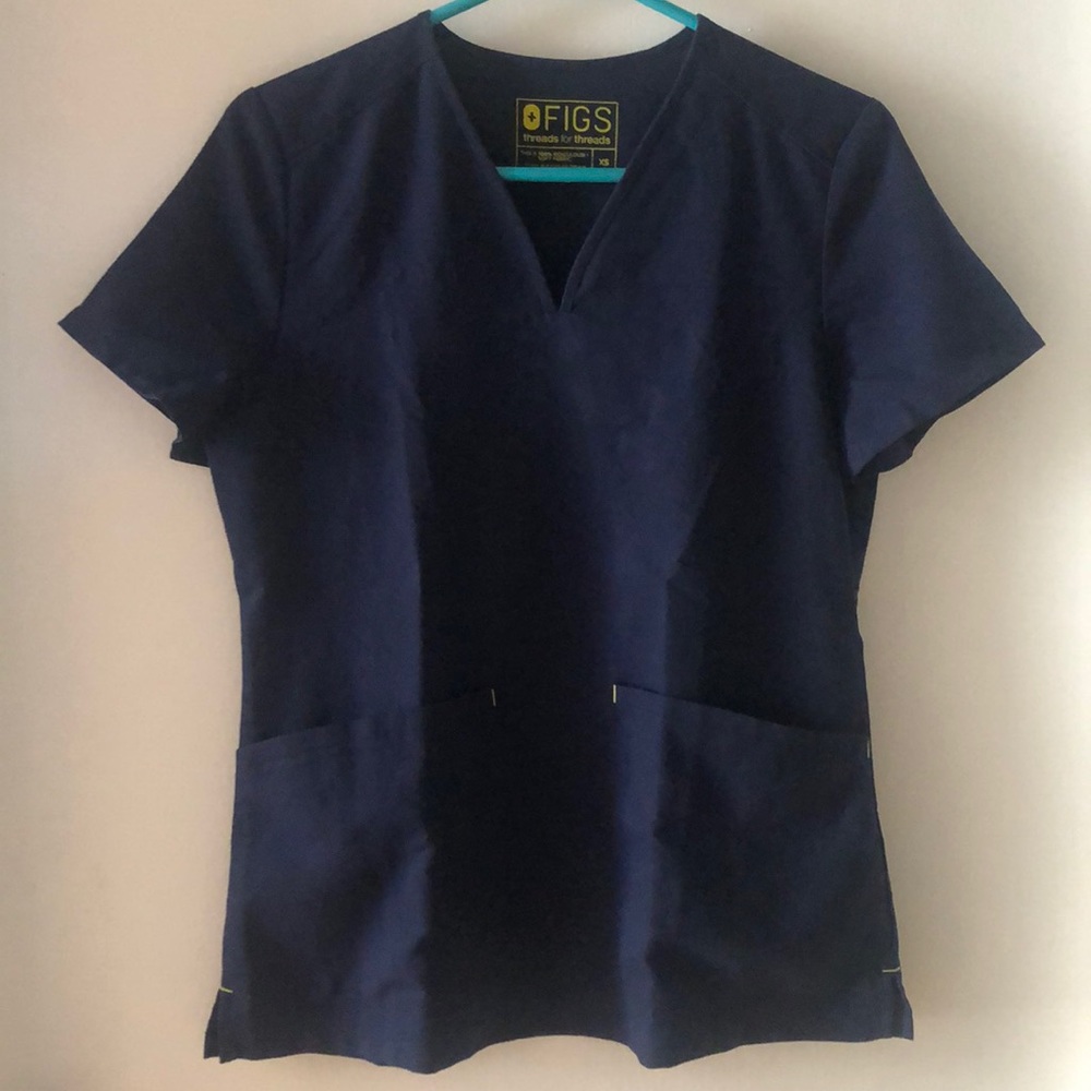 FIGS scrub set